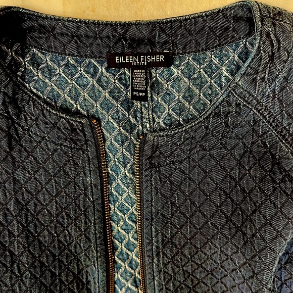 Eileen Fisher denim blue quilted jacket PS - Picture 2 of 6